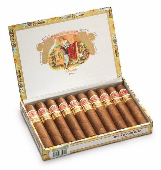 12003_Romeo_Short_Churchill_10S_sta_pac_1024x1024-547x579_720x